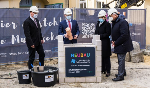 Grundsteinlegung für Dresdner Musikschule «Goldenes Lamm». Foto: Presse Musikschule «Goldenes Lamm»