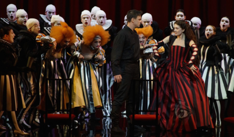 Pavel Cernoch und Julia Maria Dan in den Hauptrollen der Hamlet-Inszenierung in Bregenz. Foto: Presse, Bregenzer Festspiele