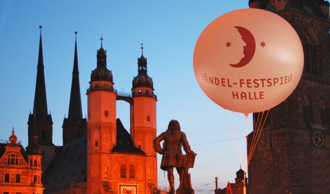 Marktplatz von Halle, Abendstimmung. Foto: Thomas Ziegler