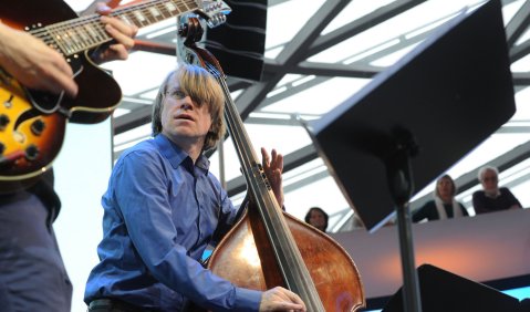 Henning Sievert „Bass Erstaunt“. Foto: Ssirus W. Pakzad