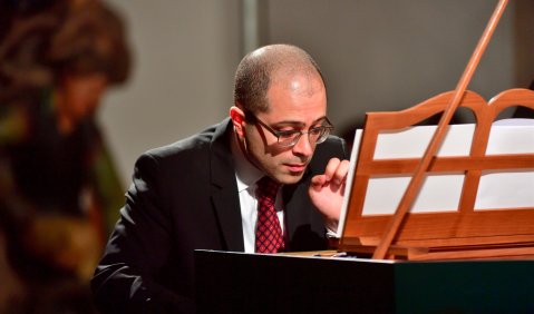 Foto: Abschlusskonzert Mozartfest La Folia Barockorchester und Mahan Esfahani (Cembalo) - © Wolfgang Schmidt
