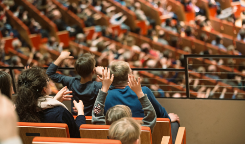 Dresdner Philharmonie entwickelt interaktive App für Schulkonzerte. Foto: Dresdner Philharmonie, Oliver Killig