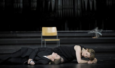 Christine Schäfer (Theodora), Bernarda Fink (Irene) in Händels Theodora. Foto: Salzburger Festspiele, Monika Rittershaus