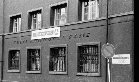 Bank und Banditen. Foto: Hufner