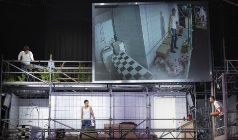 v.l.n.r.: Alexander Pensel, Matthias Walter, Ali Aykar. Foto: © Theater, Oper- und Orchester GmbH, Foto: Falk Wenzel