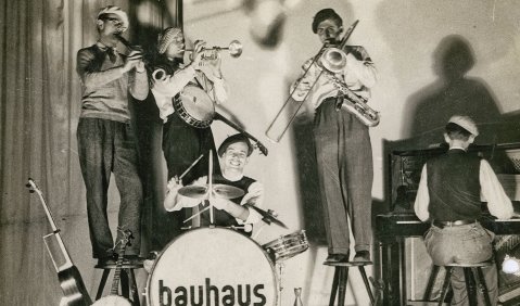 Die Bauhaus-Kapelle im Jahr 1930. Foto: Unbekannt/Bauhaus-Archiv Berlin Die Bauhaus-Kapelle im Jahr 1930. Foto: Unbekannt/Bauhaus-Archiv Berlin
