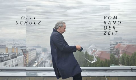 Olli Schulz bringt mit „Vom Rand der Zeit“ ein unbeanspruchtes Stück Musik unter die Menschen. Olli Schulz bringt mit „Vom Rand der Zeit“ ein unbeanspruchtes Stück Musik unter die Menschen.