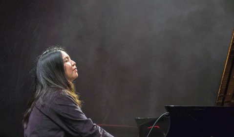 Shuteen Erdenebaatar auf der jazzahead! in Bremen. Foto: Stefan Pieper Shuteen Erdenebaatar auf der jazzahead! in Bremen. Foto: Stefan Pieper