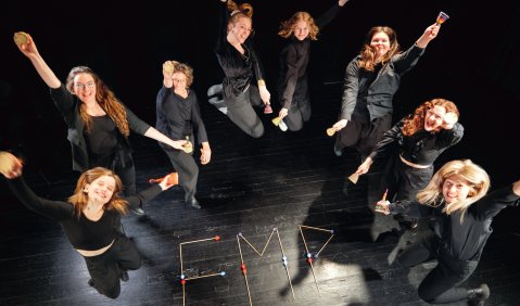 Voller Energie und in Bewegung – die Elementare Musikpädagogik an der HfM Mainz. Foto: Arne Hertstein