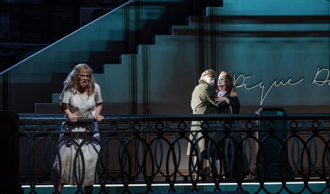 „Pique Dame“ an der Deutschen Oper Berlin. Foto: © Marcus Lieberenz