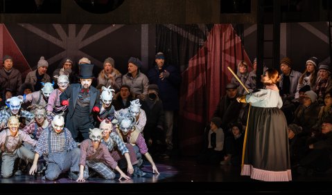 Die Nacht vor Weihnachten | Premiere am 29. November 2025. T.Akzeybek, E.Semenchuk. Foto: © Geoffroy Schied