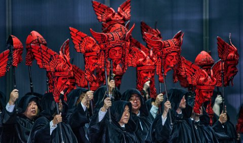 Götterdämmerung. II. Aufzug. Chor der Bayreuther Festspiele. © Bayreuther Festspiele / Enrico Nawrath