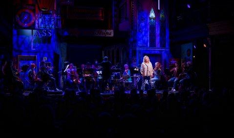 HSO - TIVOLI. Peter un der Wolf von St. Pauli. Axel Br&uuml;uggemann, Omer Meir Wellber, Carolin Spiess. &copy; Morris Mac Matzen