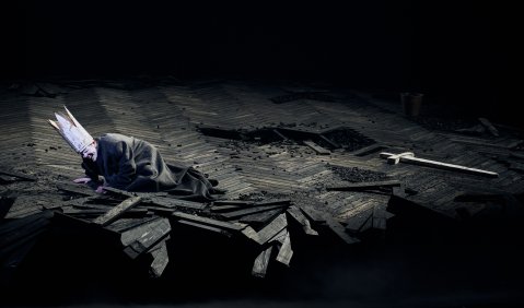 Christina Huckle als Kassandra im Theater Bielefeld. &copy; Joseph Ruben Heicks