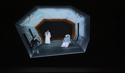 Pique Dame an der Op&eacute;ra Royal de Wallonie Li&egrave;ge. Foto: &copy; J. Berger - ORW Li&egrave;ge 