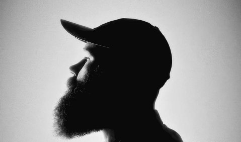 Nolan Taylor ist Sänger, Songschreiber und Romantiker. Sein Debutalbum „Nolan Taylor“ darf man als fabelhaft charakterisieren. Nolan Taylor ist Sänger, Songschreiber und Romantiker. Sein Debutalbum „Nolan Taylor“ darf man als fabelhaft charakterisieren.