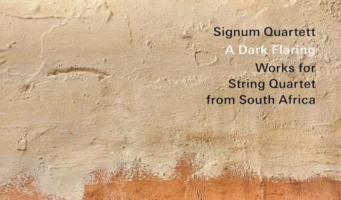 Selten hat man hierzulande Gelegenheit, zeitgenössische Kompositionen aus Afrika zu hören. Insofern ist diese Veröffentlichung des Signum Quartetts mit Streichquartetten diverser Komponisten-Generationen Südafrikas echtes Neuland