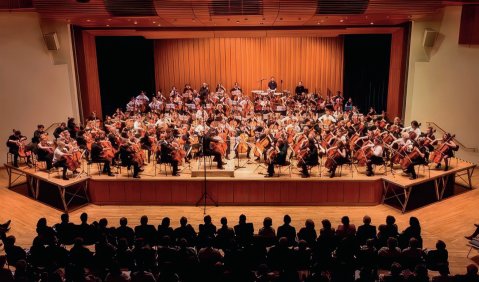 Das Deutsche Cello-Orchester feiert 10-j&auml;hriges Jubil&auml;um. Foto: &copy; Harald Bl&auml;sing