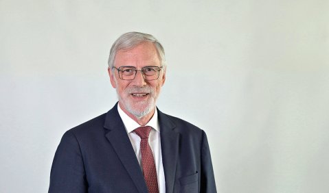 Der Staatsminister und Minister f&uuml;r Kultur des Landes Sachsen-Anhalt, Rainer Robra. Foto: Staatskanzlei Sachsen-Anhalt