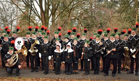 1. Bundespreis &ndash; Stadt Ehrenfriedersdorf, Bergparade Annaberg. Foto: Bergm&auml;nnischer Musikverein Ehrenfriedersdorf e.V. Foto: BMCO