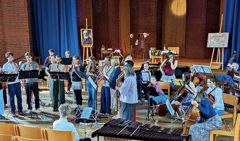 Generalprobe im Saal der Rudolf-Steiner-Schule Kiel. Foto: Meike Hansen