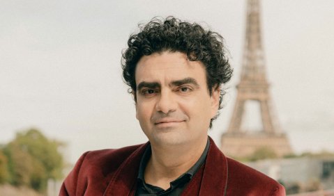 Rolando Villaz&oacute;n