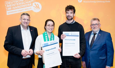 Siegerehrung der &bdquo;Deutschen Mannschaft im Handwerk&ldquo;. Gewinnerin bei den Metallbauern ist in Niedersachsen Friederike Rosemeyer, die ihre Ausbildung am Staatstheater Braunschweig absolviert hat. &copy; Torben R&ouml;hricht Photography