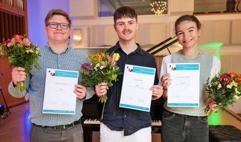 Preistr&auml;ger*innen 17. Bundeswettbewerb Schulpraktisches Klavierspiel
