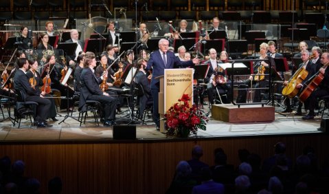 Beethovenhalle Er&ouml;ffnung