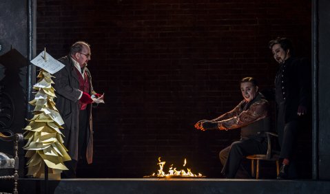   Gerard Quinn (Marcello), Iurie Ciobanu (Rodolfo), Changjun Lee (Colline)  Foto: Olaf Malzahn