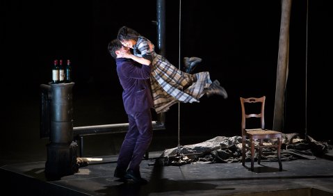 Puccinis „La Bohème“ an der Komischen Oper Berlin. Foto: Iko Freese / drama-berlin.de