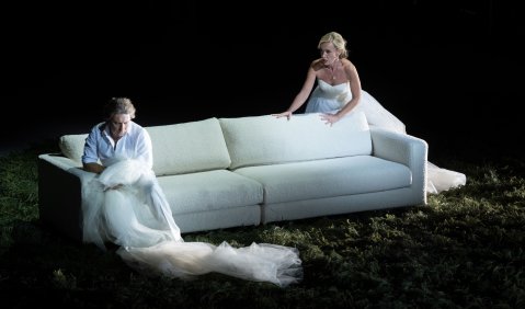 Roberto Alagna (Lohengrin) und Vida Miknevičiūtė (Elsa von Brabant). Foto: Monika Rittershaus.