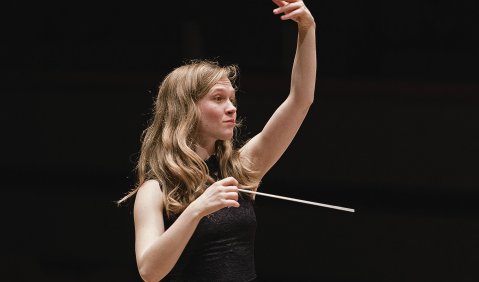 Leitete in Dortmund das Konzerthausorchester Berlin: die Dirigentin Mirga Gražinyte-Tyla. Foto: Benjamin-Ealovega