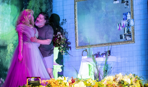 «Die tote Stadt» von Erich Wolfgang Korngold mit AR-Brillen-Experiment in Düsseldorf.  Foto: Presse Deutsche Oper am Rhein, Sandra Then
