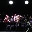 Gallo (Julian Hubbard), Private (Seth Carico), Pauline (Holly Flack), Momma (Jacqueline Macaulay) und Ensemble (Arnold-Schönberg-Chor). Foto: Karl Forster