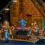 Die Meistersinger von Nürnberg. I. Aufzug. Ensemble und Chor der Bayreuther Festspiele. Foto: © Bayreuther Festspiele / Enrico Nawrath